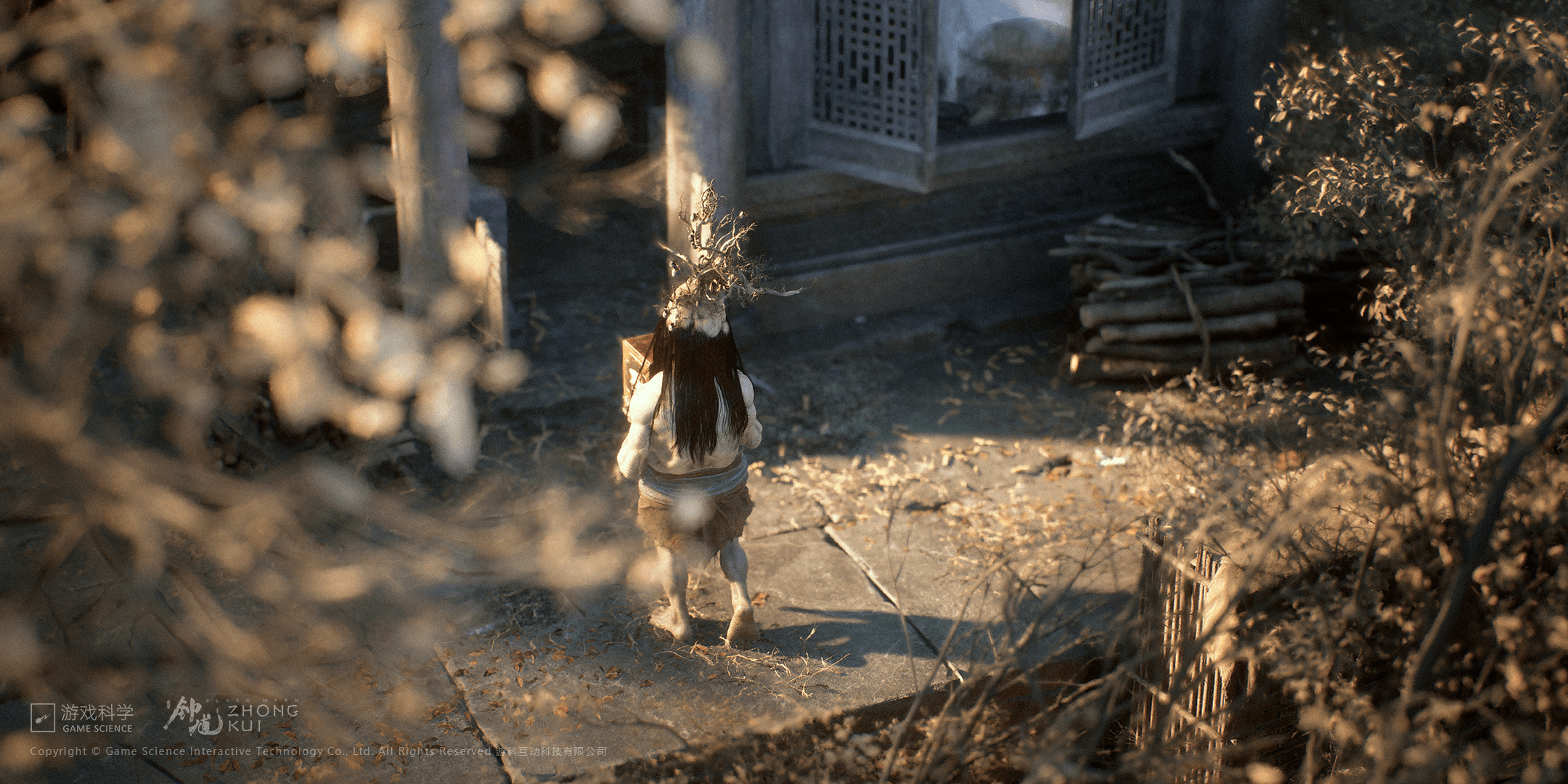 Personagem caminha por cenário rural no especial in-engine de Black Myth Zhong Kui